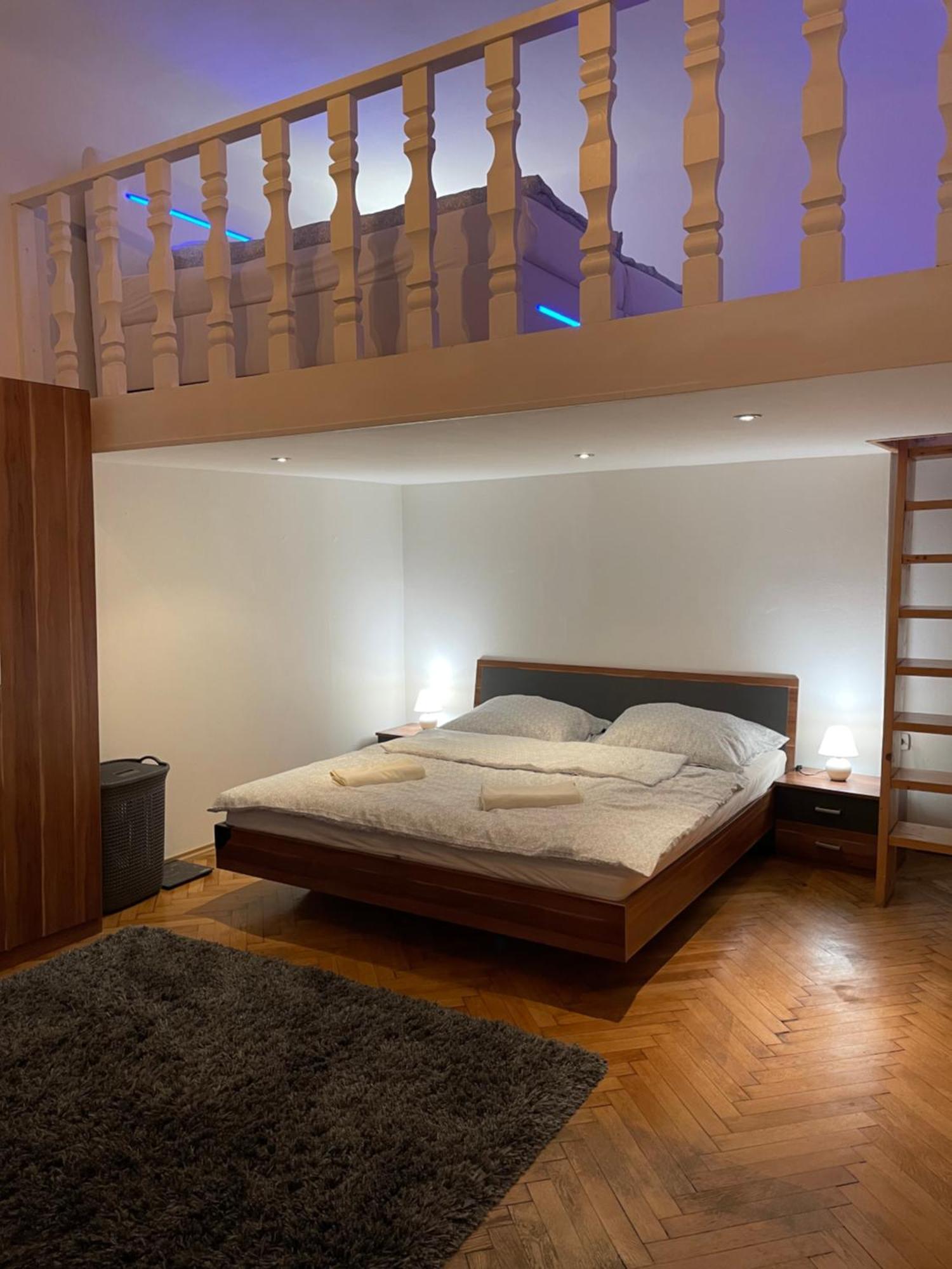 Apartment 1080 Wina Bagian luar foto